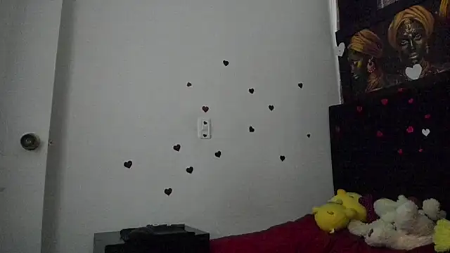 Snapshot of Evaaross_2345 chatting on 06-08-26, 12:38 Evaaross 2345 online show from 06-08-26, 12:38