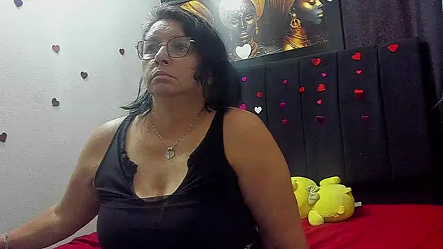 Snapshot of Evaaross_2345 chatting on 07-16-26, 07:33 Evaaross 2345 online show from 07-16-26, 07:33