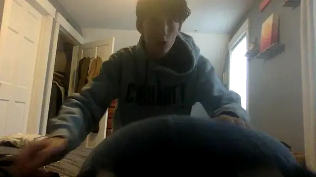 Snapshot of KittingGrappler chatting on 11-12-25, 07:29 KittingGrappler online show from 11-12-25, 07:29