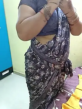 PayalSharmahot143 online show from 05-27-26, 04:14