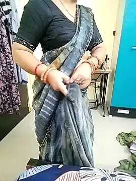 PayalSharmahot143 online show from 11-02-25, 07:30