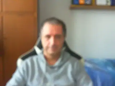 Snapshot of lliuk70mi chatting on 02-28-25, 03:15 lliuk70mi online show from 02-28-25, 03:15