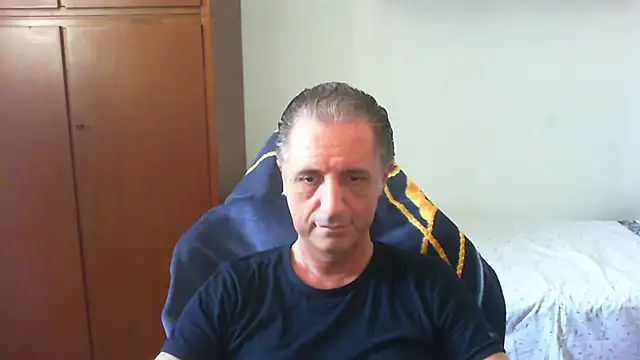 Snapshot of lliuk70mi chatting on 05-28-26, 10:54 lliuk70mi online show from 05-28-26, 10:54