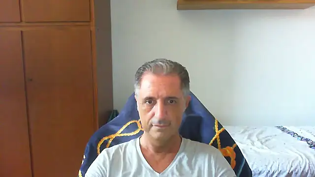 Snapshot of lliuk70mi chatting on 06-23-26, 12:36 lliuk70mi online show from 06-23-26, 12:36