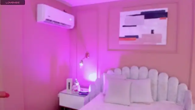 zia cooper online show from 12-20-25, 07:06