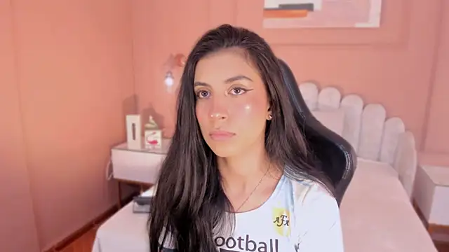 zia cooper online show from 11-27-25, 07:03