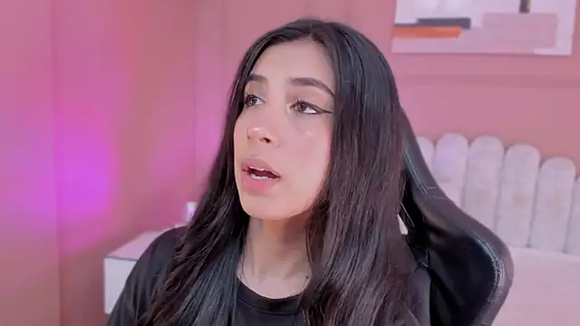 zia cooper online show from 02-25-26, 06:52