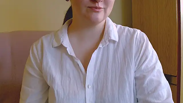 ChubbyMaia online show from 03-22-25, 12:14