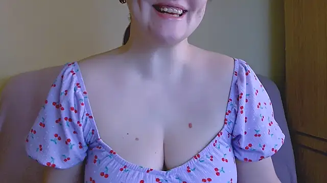 ChubbyMaia online show from 03-09-25, 08:07