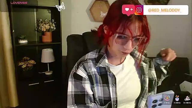 Snapshot of RedMeloddy chatting on 05-06-26, 10:36 RedMeloddy online show from 05-06-26, 10:36