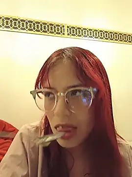 Snapshot of RedMeloddy chatting on 05-16-26, 01:04 RedMeloddy online show from 05-16-26, 01:04