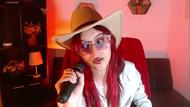 Snapshot of RedMeloddy chatting on 05-01-26, 10:04 RedMeloddy online show from 05-01-26, 10:04