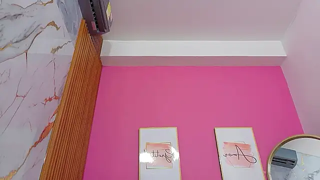 Snapshot of littleebonymommy chatting on 07-02-26, 03:23 littleebonymommy online show from 07-02-26, 03:23