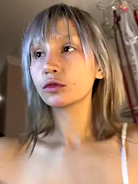 bigbabykiki online show from 10-29-25, 05:50