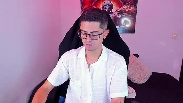 Ethan Sai    online show from 11-10-25, 06:13