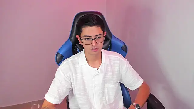 Ethan Sai    online show from 01-11-25, 06:12