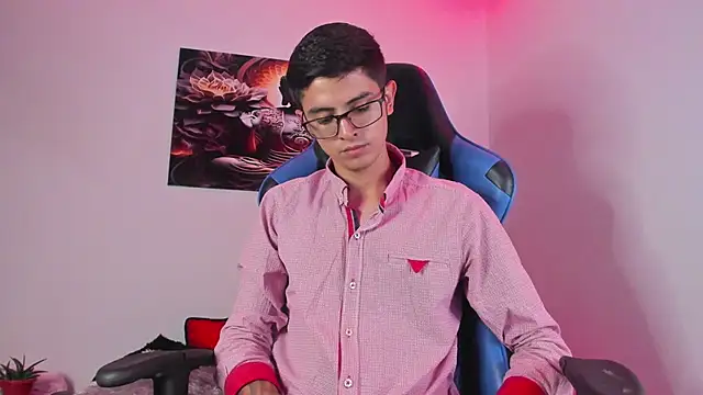 Ethan Sai    online show from 02-07-25, 11:45