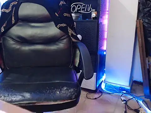 loveplayer666 online show from 05-07-26, 01:58
