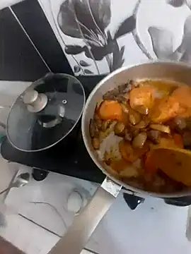 Snapshot of cute_mia23 chatting on 01-26-25, 12:05 cute mia23 online show from 01-26-25, 12:05