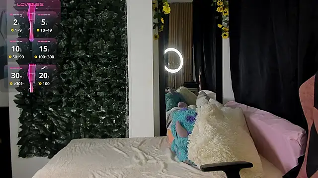 Snapshot of karla_charloby chatting on 02-10-26, 09:03 karla charloby online show from 02-10-26, 09:03