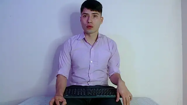 nolanjay  online show from 10-01-25, 01:55