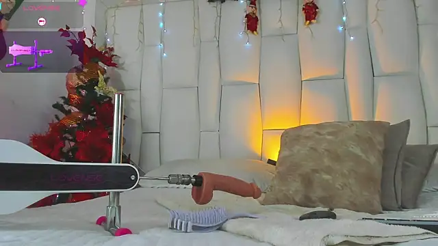 Regiina Doll online show from 12-14-25, 11:10