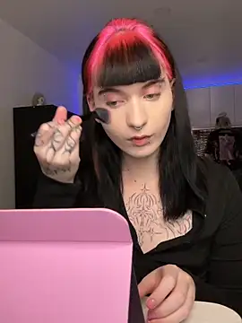 Vailyreb  online show from 04-27-26, 05:49
