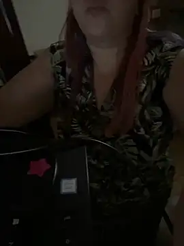 Snapshot of Popinasq chatting on 11-03-25, 03:15 Popinasq online show from 11-03-25, 03:15