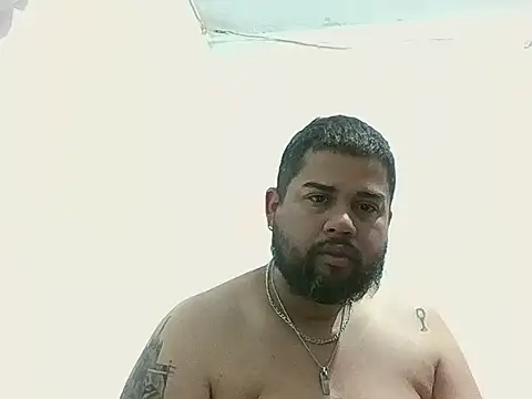 GABRIELGARCIA1313 online show from 02-06-26, 03:41