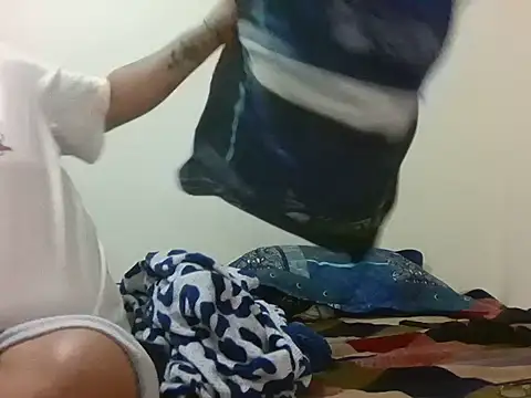 Snapshot of GABRIELGARCIA1313 chatting on 05-27-26, 11:12 GABRIELGARCIA1313 online show from 05-27-26, 11:12