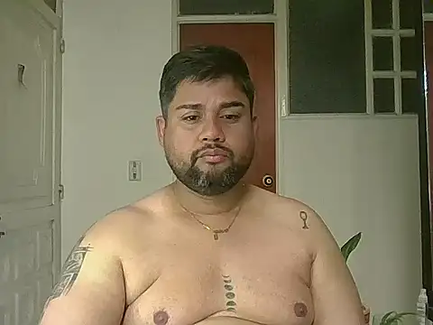 Snapshot of GABRIELGARCIA1313 chatting on 07-11-26, 02:50 GABRIELGARCIA1313 online show from 07-11-26, 02:50