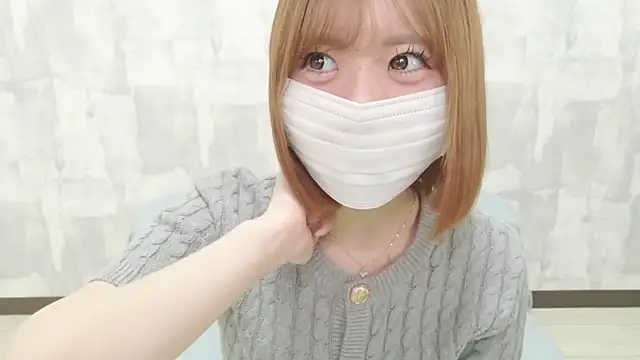 LOVE MOMO LOVE online show from 04-21-26, 11:39