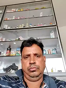 Snapshot of Raj1043 chatting on 05-05-26, 06:27 Raj1043 online show from 05-05-26, 06:27