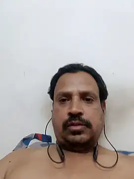 Snapshot of Raj1043 chatting on 01-24-25, 10:32 Raj1043 online show from 01-24-25, 10:32