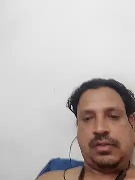 Snapshot of Raj1043 chatting on 01-02-25, 09:33 Raj1043 online show from 01-02-25, 09:33