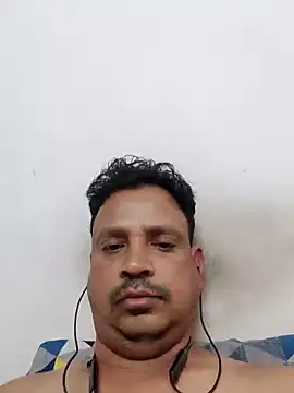 Snapshot of Raj1043 chatting on 02-09-25, 11:36 Raj1043 online show from 02-09-25, 11:36