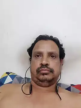 Snapshot of Raj1043 chatting on 01-15-25, 07:23 Raj1043 online show from 01-15-25, 07:23