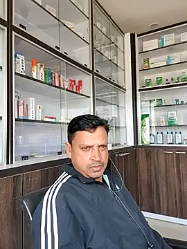 Raj1043 online show from 11-27-25, 04:57