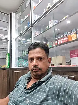 Snapshot of Raj1043 chatting on 04-23-26, 01:13 Raj1043 online show from 04-23-26, 01:13