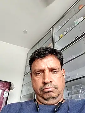Snapshot of Raj1043 chatting on 06-21-26, 05:13 Raj1043 online show from 06-21-26, 05:13