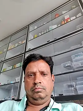 Snapshot of Raj1043 chatting on 06-18-26, 12:32 Raj1043 online show from 06-18-26, 12:32