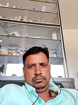 Snapshot of Raj1043 chatting on 05-04-26, 06:38 Raj1043 online show from 05-04-26, 06:38