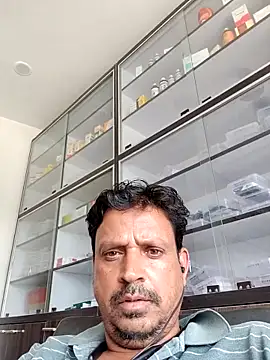 Snapshot of Raj1043 chatting on 07-01-26, 06:58 Raj1043 online show from 07-01-26, 06:58