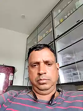 Snapshot of Raj1043 chatting on 07-05-26, 07:15 Raj1043 online show from 07-05-26, 07:15