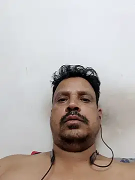 Snapshot of Raj1043 chatting on 02-28-25, 10:28 Raj1043 online show from 02-28-25, 10:28