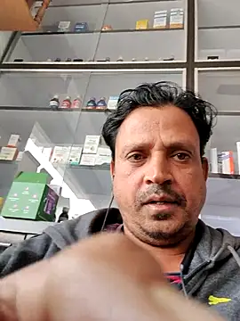 Raj1043 online show from 11-13-25, 06:06