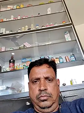 Snapshot of Raj1043 chatting on 05-02-26, 06:51 Raj1043 online show from 05-02-26, 06:51