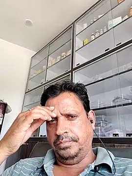 Snapshot of Raj1043 chatting on 06-27-26, 06:52 Raj1043 online show from 06-27-26, 06:52