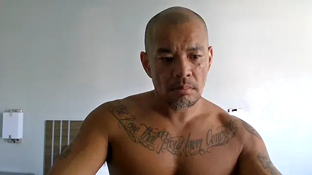 Snapshot of EatMyCake831 chatting on 09-30-25, 07:31 EatMyCake831 online show from 09-30-25, 07:31