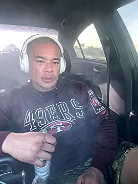 EatMyCake831 online show from 12-15-25, 06:14